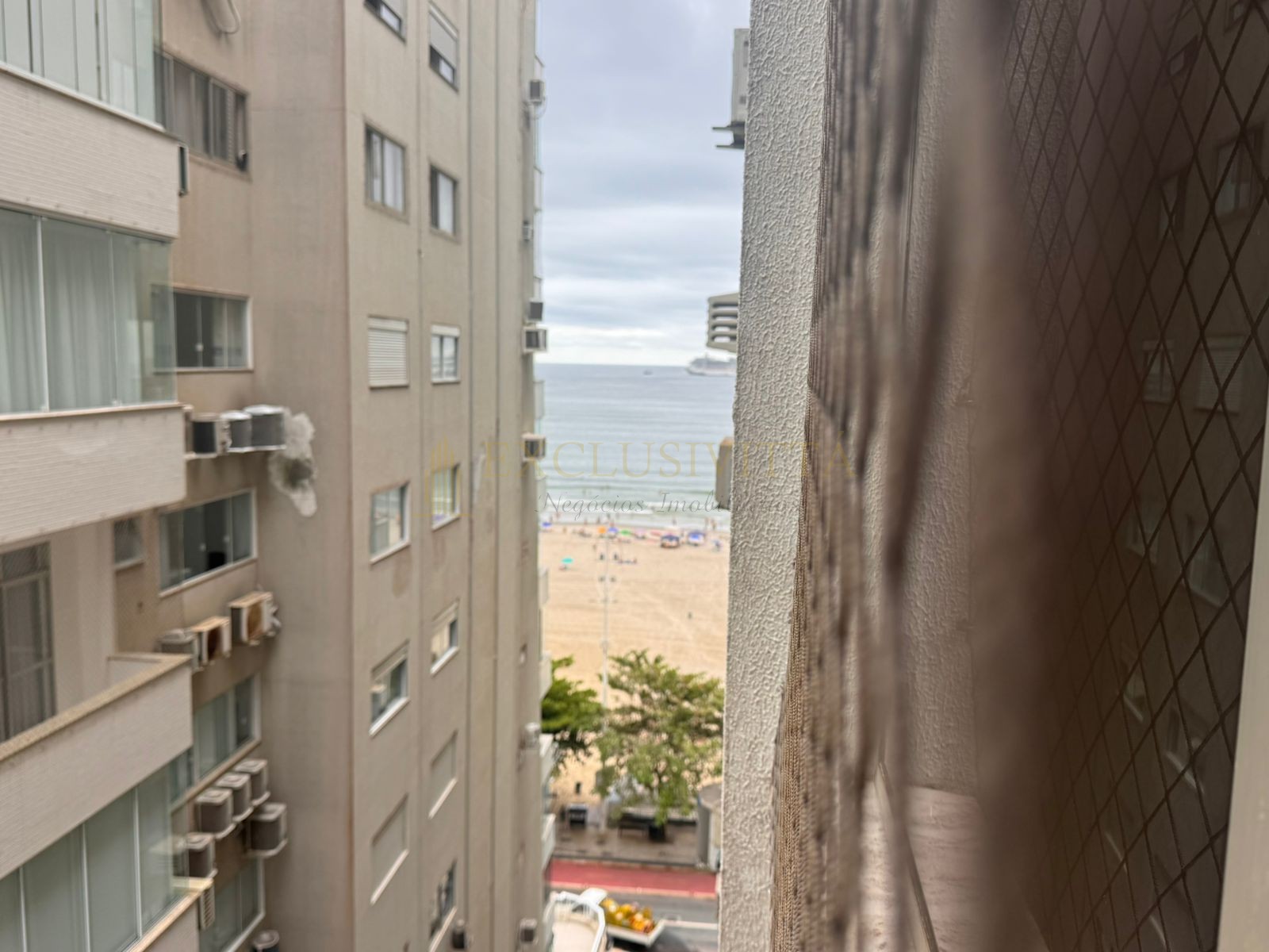 Apartamento 2 quartos para Locação Anual no bairro Centro em Balneário Camboriú