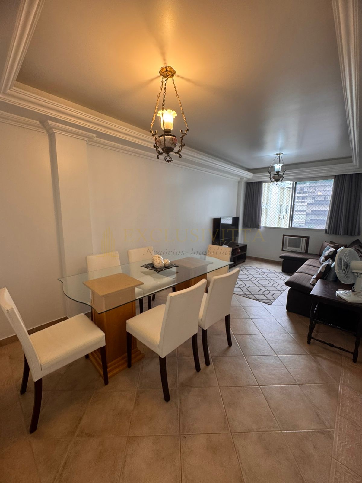 Apartamento 2 quartos para Locação Anual no bairro Centro em Balneário Camboriú