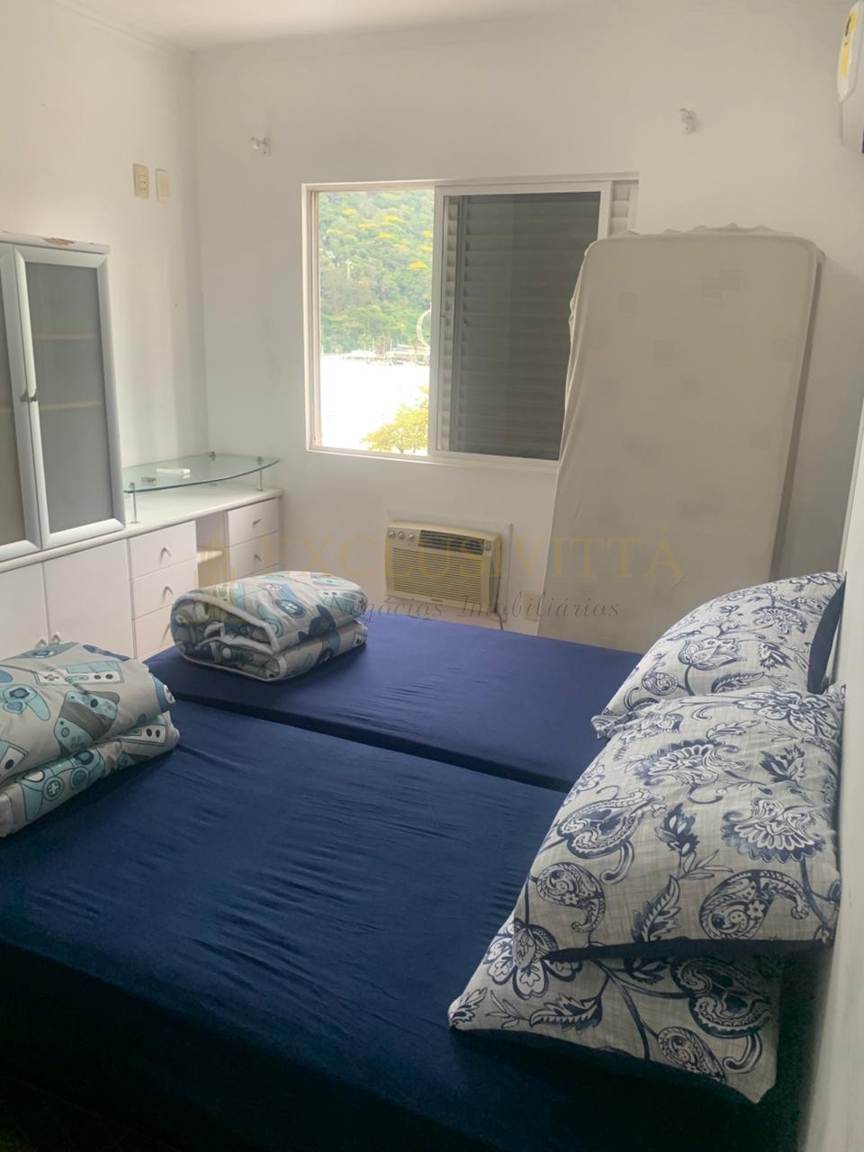 Apartamento 2 quartos para Locação Anual no bairro Centro em Balneário Camboriú