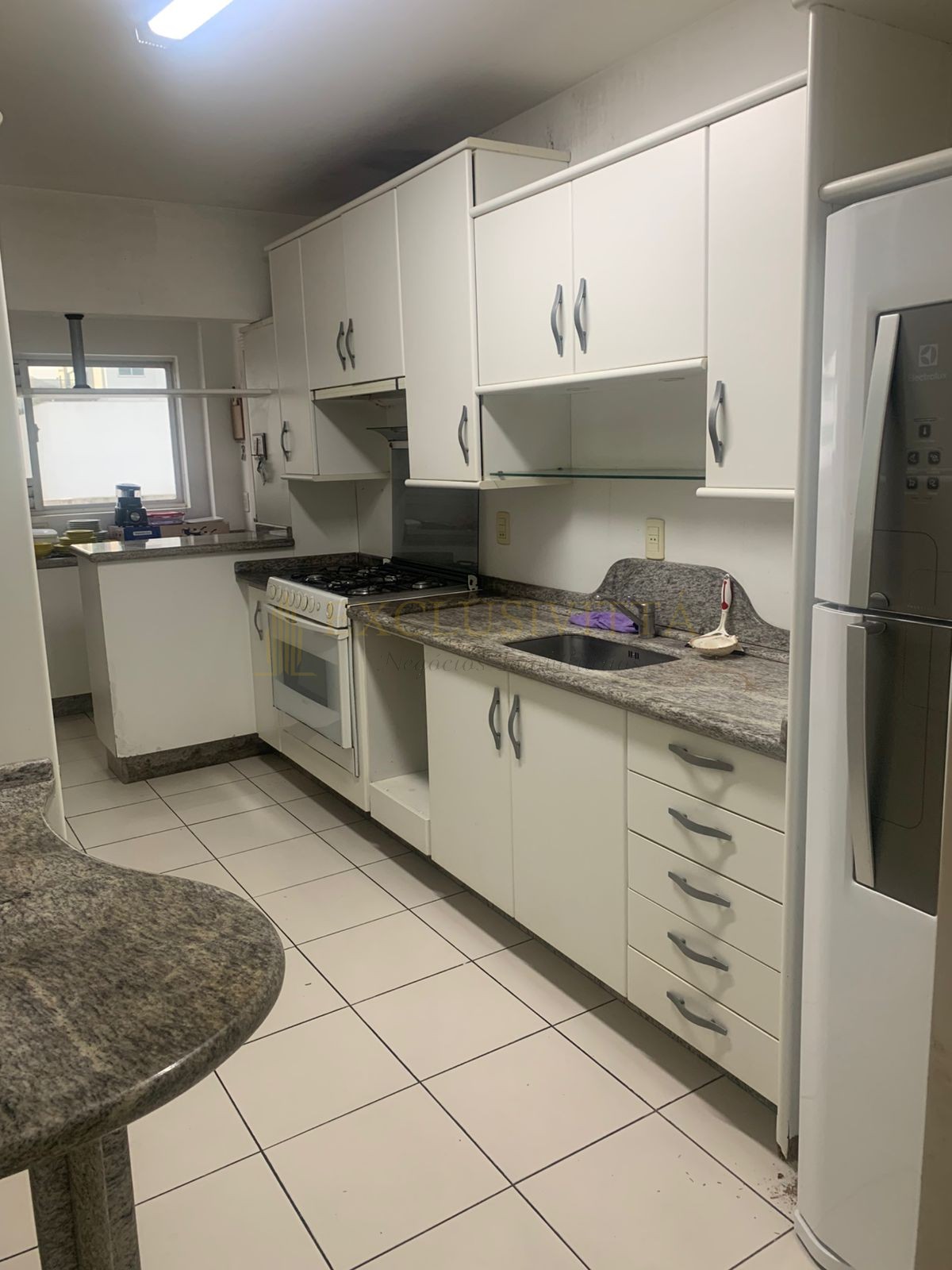 Apartamento 2 quartos para Locação Anual no bairro Centro em Balneário Camboriú