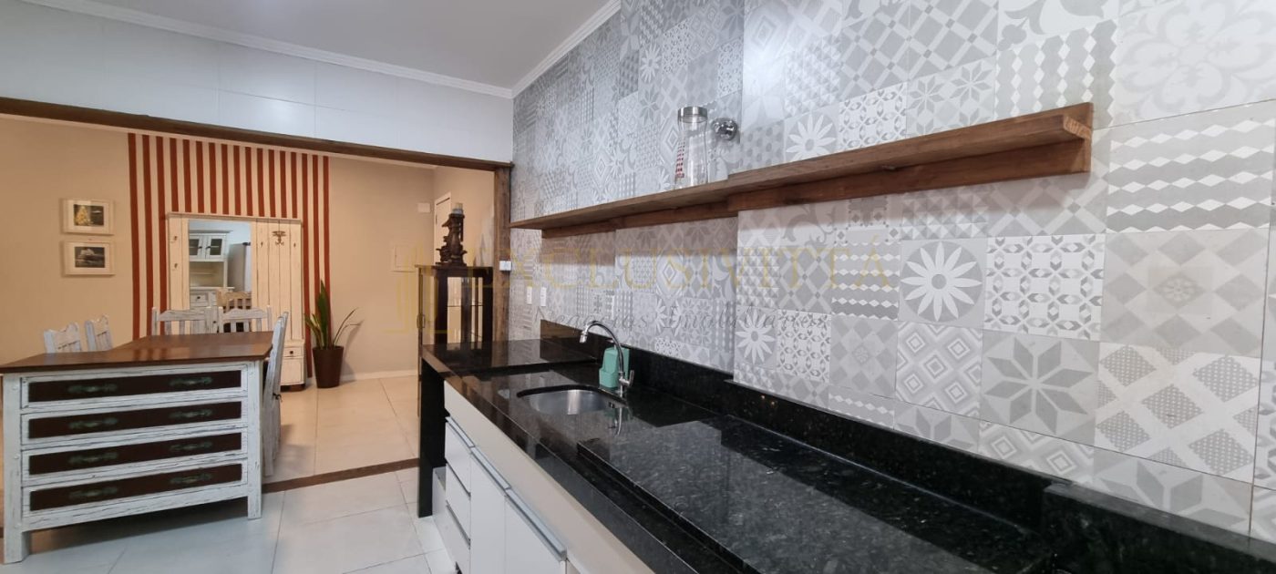 Apartamento 2 quartos para Locação Anual no bairro Centro em Balneário Camboriú