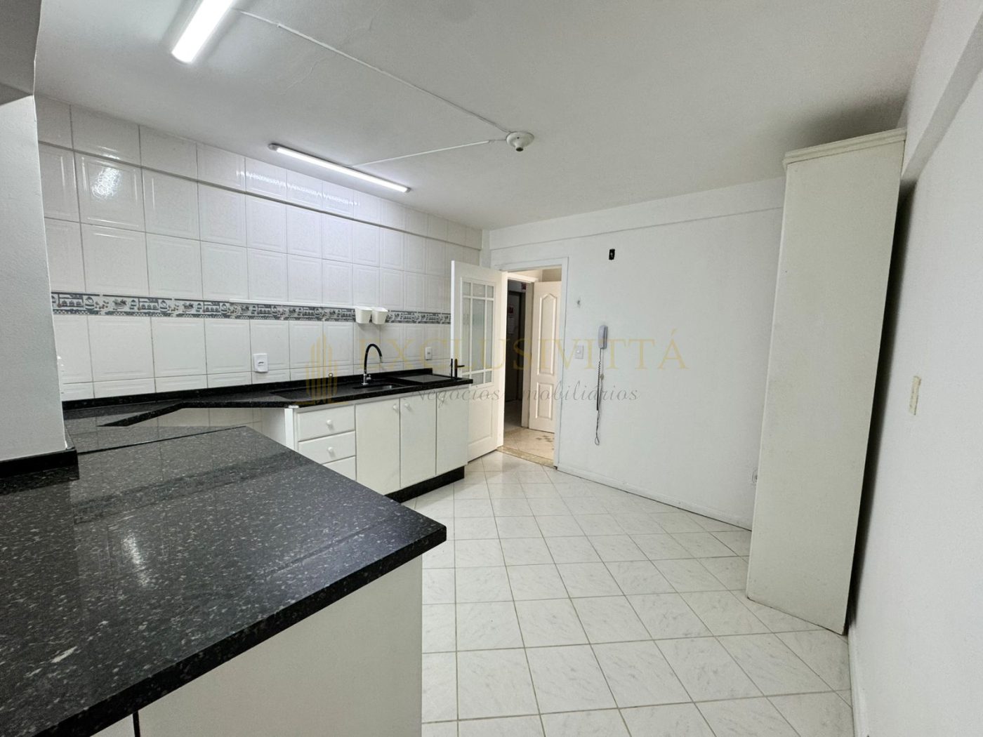 Apartamento 3 quartos para VENDA no bairro Centro em Balneário Camboriú