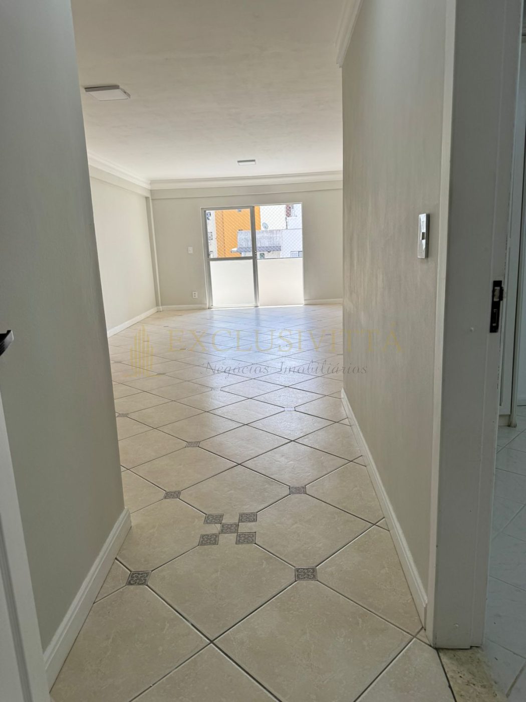 Apartamento 3 quartos para VENDA no bairro Centro em Balneário Camboriú