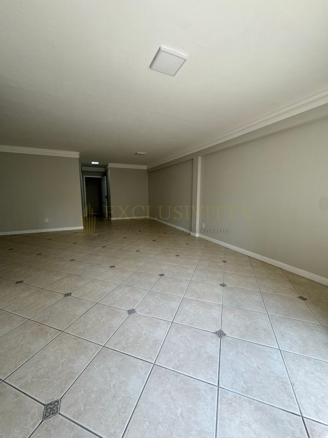 Apartamento 3 quartos para VENDA no bairro Centro em Balneário Camboriú